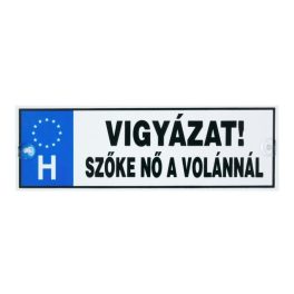 Vicces rendszámtábla, Vigyázat szőke nő a volánnál