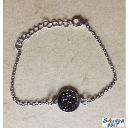  Fekete rücskös, csillogó kabosonnal karkötő, ezüst színű lánccal