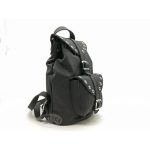 Hátitáska, hátizsák, szegecses, bőrből