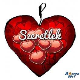 Szív alakú párna, szívek, szeretlek